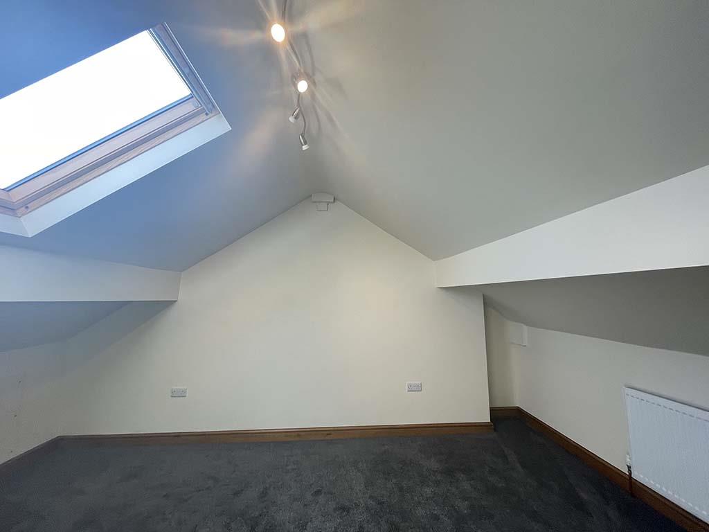 3 bedroom mid terrace house To Let in Barnoldswick - IMG_0342.jpg